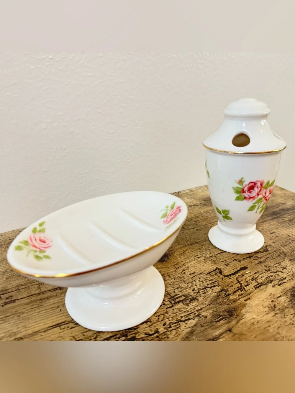 Martha Stewart Rose Bathroom Set | Soap Dish & Toothbrush Holder